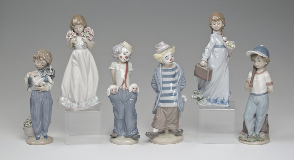 LLADRO PORCELAIN FIGURINES: 6