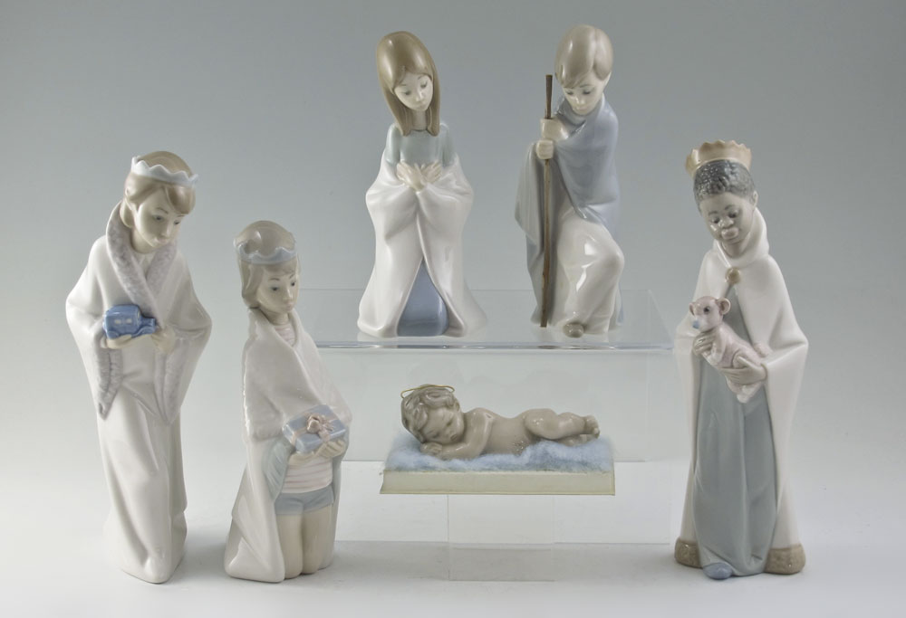 LLADRO PORCELAIN FIGURINES NATIVITY