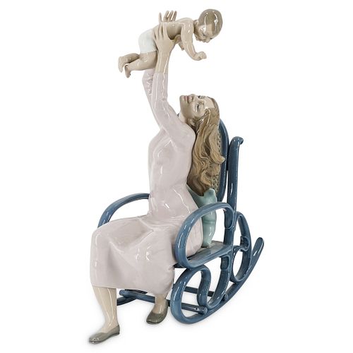 LLADRO PORCELAIN "MATERNAL JOY"