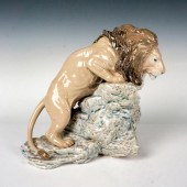 LLADRO PORCELAIN SCULPTURE, LI