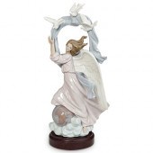 LLADRO PORCELAIN "VISION OF PE