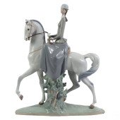 LLADRO SPANISH PORCELAIN FEMAL