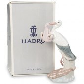 LLADRO "STORK AND BOY" PORCELA