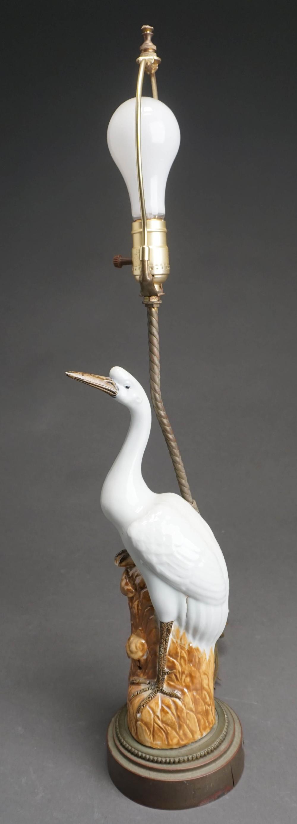 LLADRO STYLE FIGURE OF CRANE