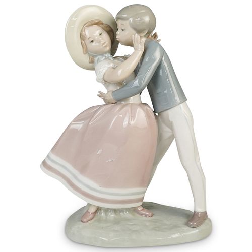 LLADRO "WALTZ" PORCELAIN FIGURAL