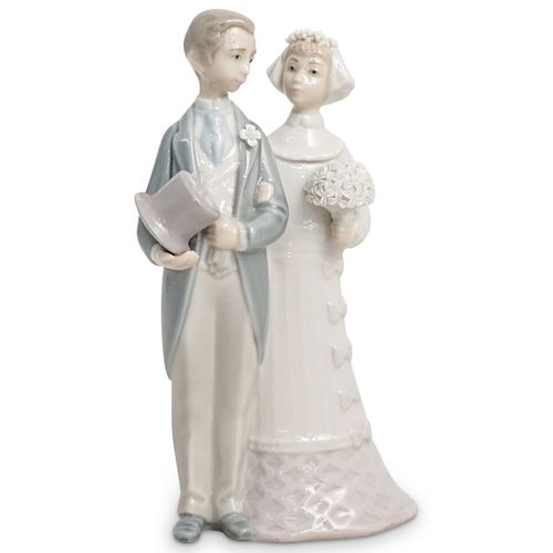 LLADRO "WEDDING" PORCELAIN