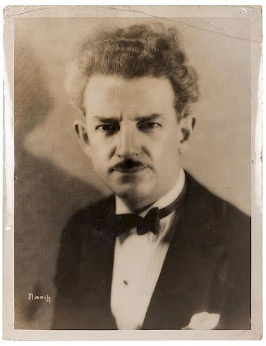 LOBBY PORTRAIT OF