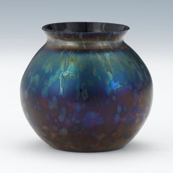 LOETZ ART GLASS VASE 3 ½" x 3 ½"