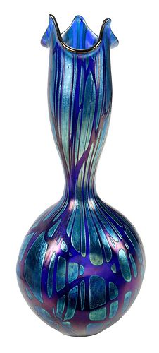 LOETZ ATTRIBUTED "PAMPAS" ART GLASS