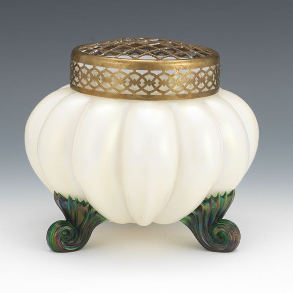 LOETZ GLASS FOOTED VASE WITH