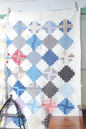LOG CABIN CAPITOL STEPS QUILT.