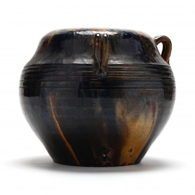 LOG CABIN POTTERY, HANDLED URN
