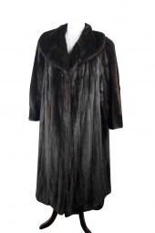 LONG BLACK FUR COATCondition: