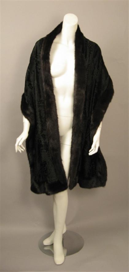 Long broadtail stole    Trimmed