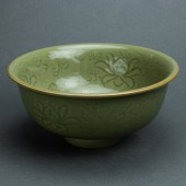 LONGQUAN CELADON GLAZED 'LOTUS