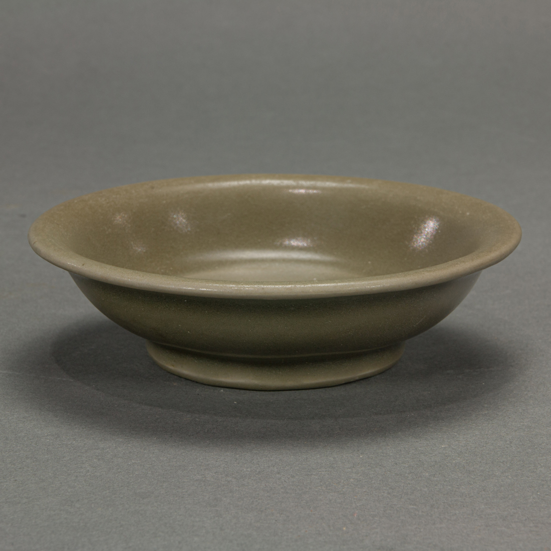 LONGQUAN CELADON GLAZED SAUCER DISH