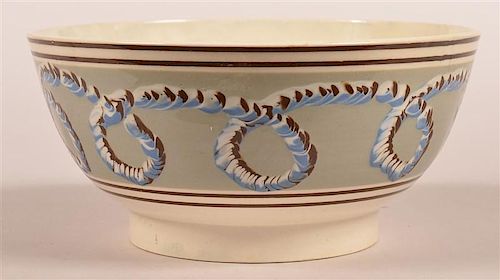 LOOPING EARTHWORM PATTERN MOCHA