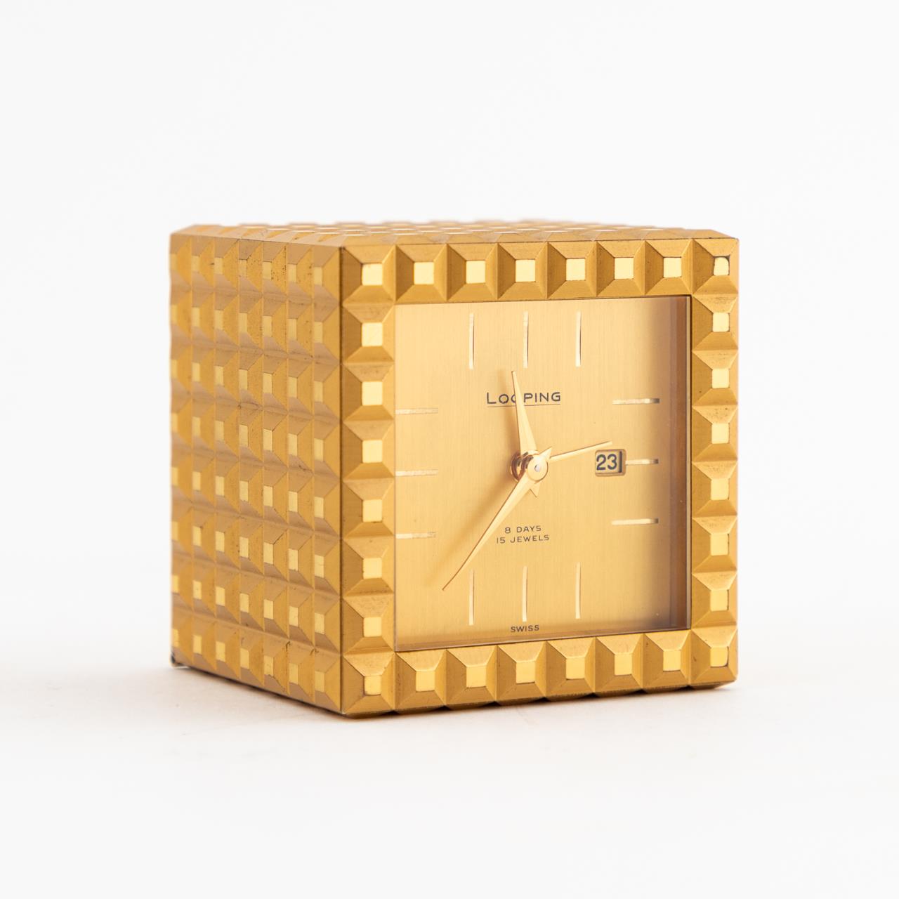 LOOPING SWISS SMALL FACETED CUBE