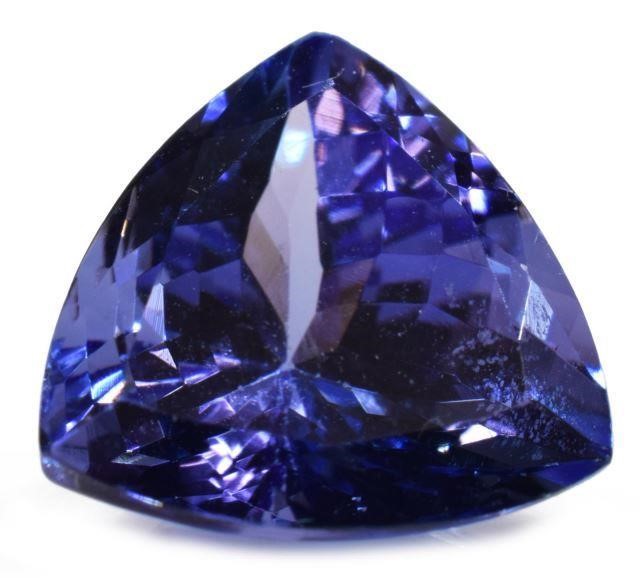 LOOSE 1.85CT TRILLION CUT BLUE