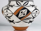 LORETTA JOE ACOMA POTTERY OLLA