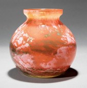 LORRAINE ART GLASS VASELorrain