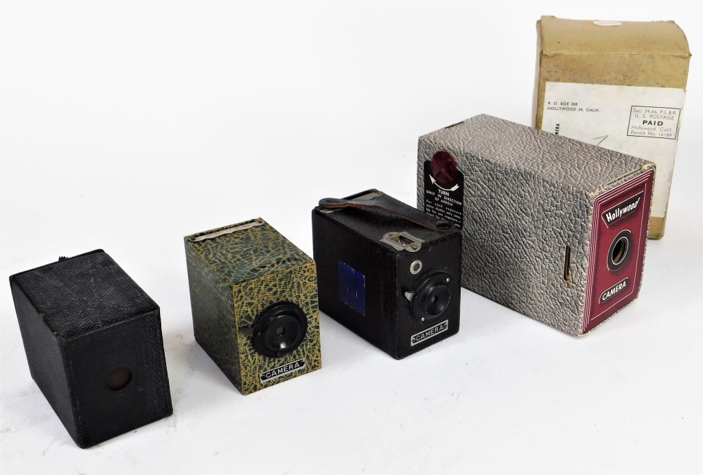 LOT 4 COLLECTIBLE BOX CAMERAS Lot 4