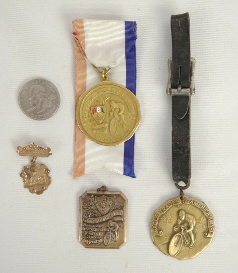 Lot (4) medals: Amateur Bicycle