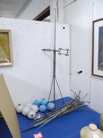 Lot assorted lightning rods and