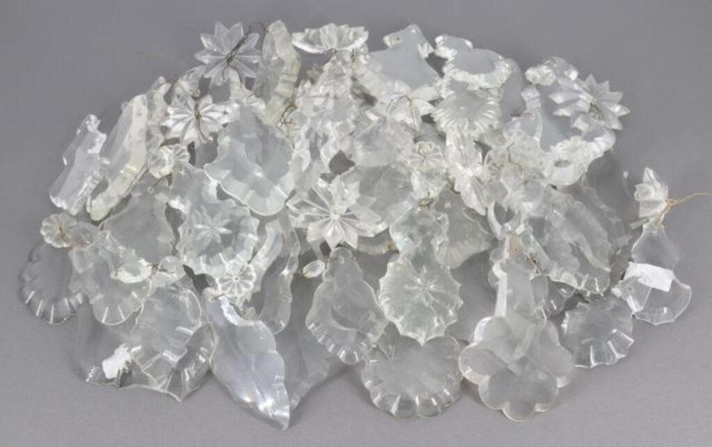 (LOT) CHANDELIER PARTS CRYSTAL