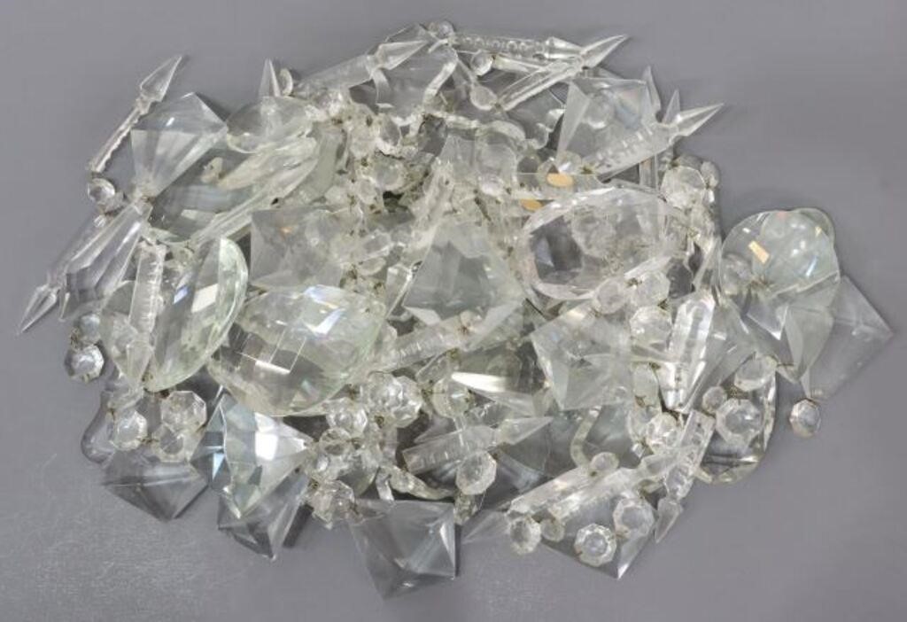 (LOT) CHANDELIER PARTS CRYSTAL