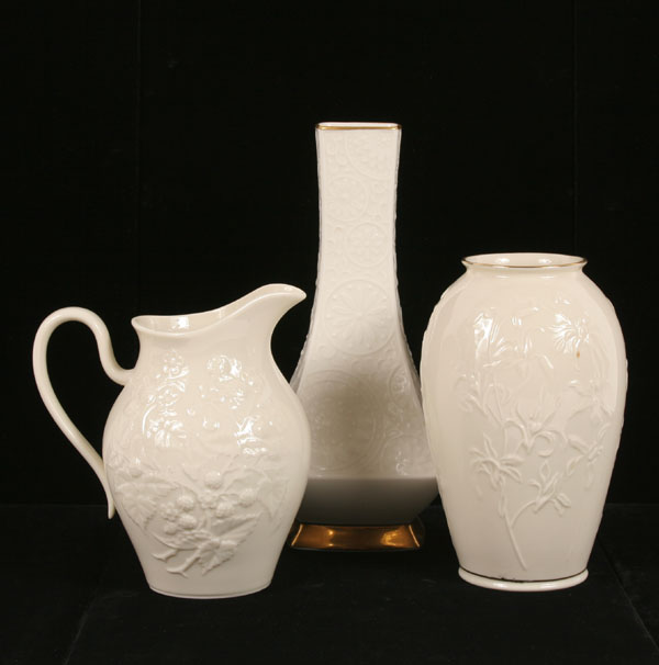 Lot creamware items: Lenox embossed
