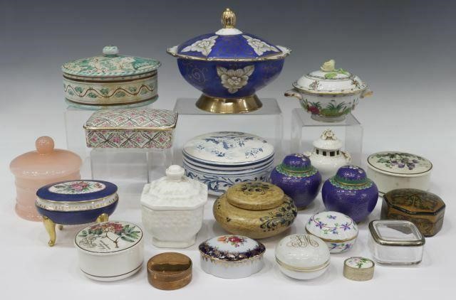(LOT) DECORATIVE LIDDED BOXES &