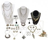 (LOT) ESTATE MIXED METAL JEWEL
