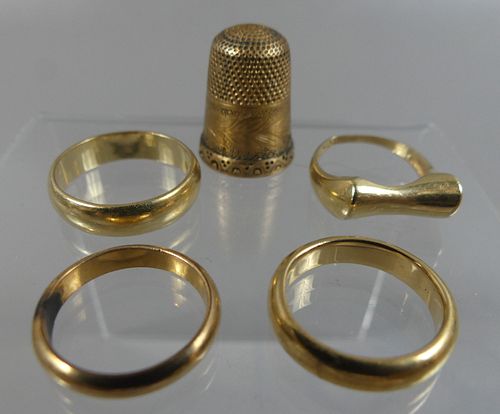 LOT GOLD JEWELRY & THIMBLELot of