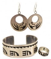 (LOT) HOPI SILVER OVERLAY EARR