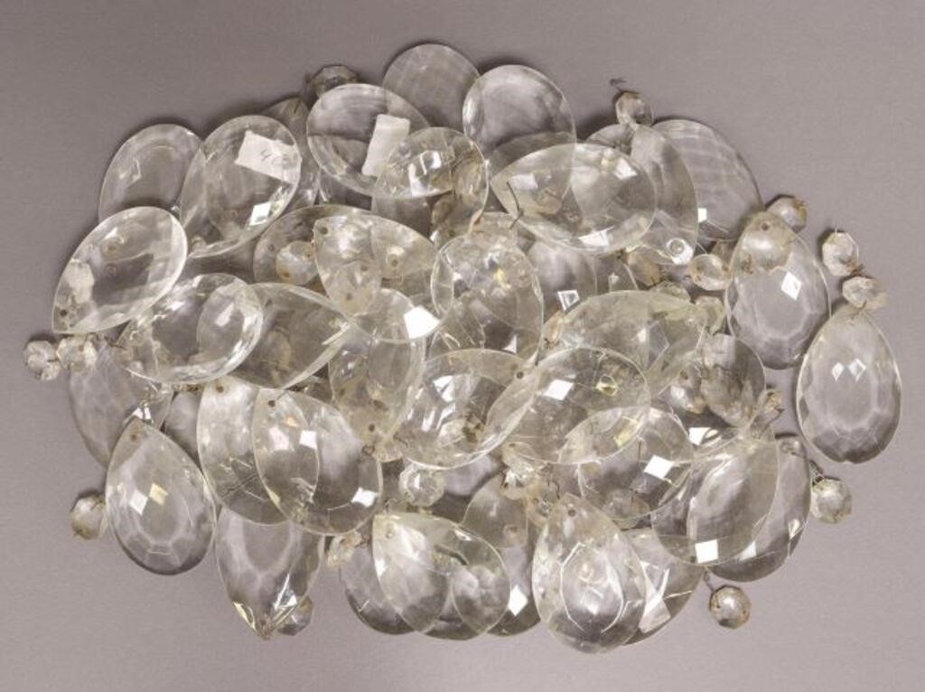 (LOT) ITALIAN CRYSTAL CHANDELIER