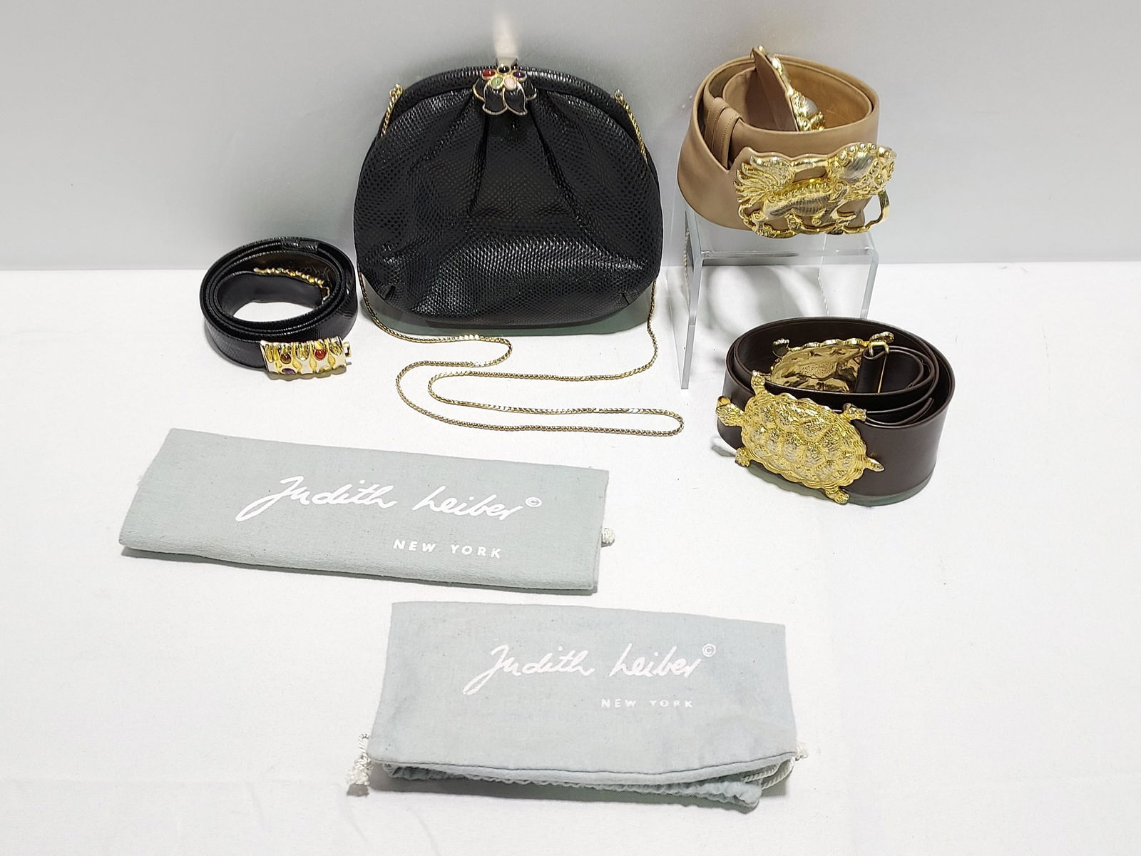 LOT JUDITH LEIBER BAG & 2 BELTS,