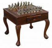 (LOT) LOW GAMES TABLE WITH MET