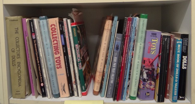 Lot misc. antique reference books