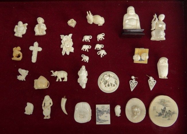 Lot misc. Asian ivory over 30