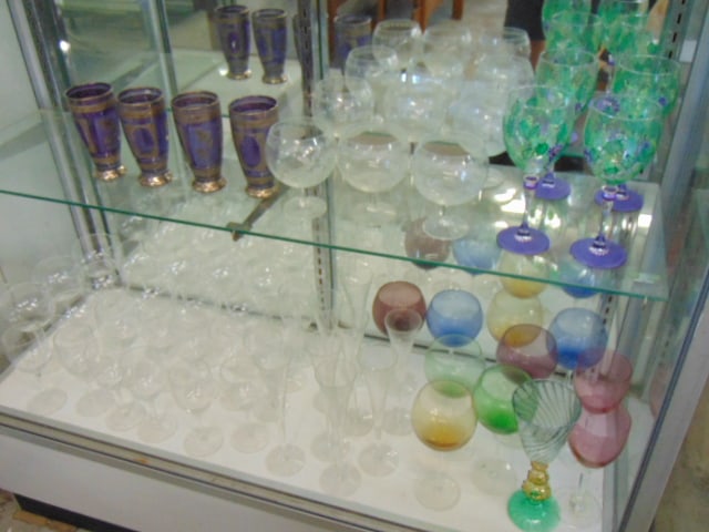 LOT MISC. STEMWARE, 25 CLEAR WINE