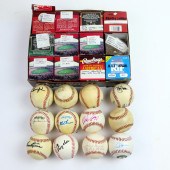 (LOT OF 12) BASEBALL GROUP BEA