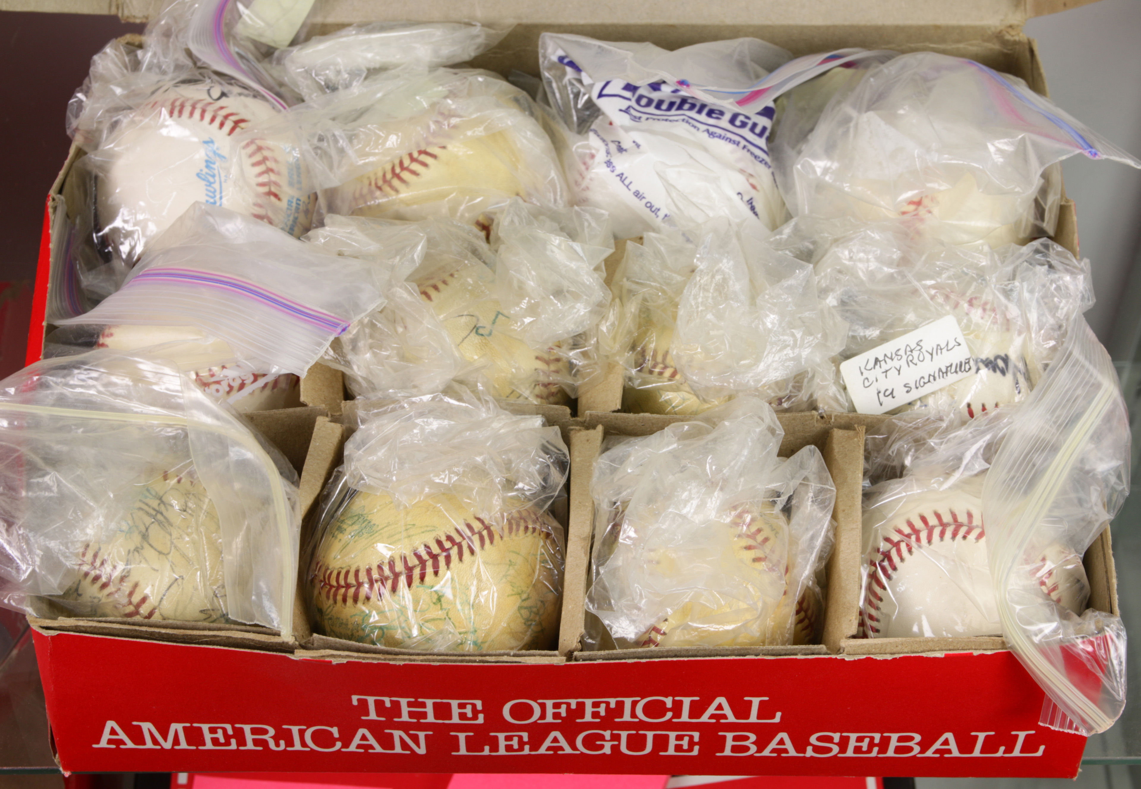 (LOT OF 12) BASEBALL GROUP (lot