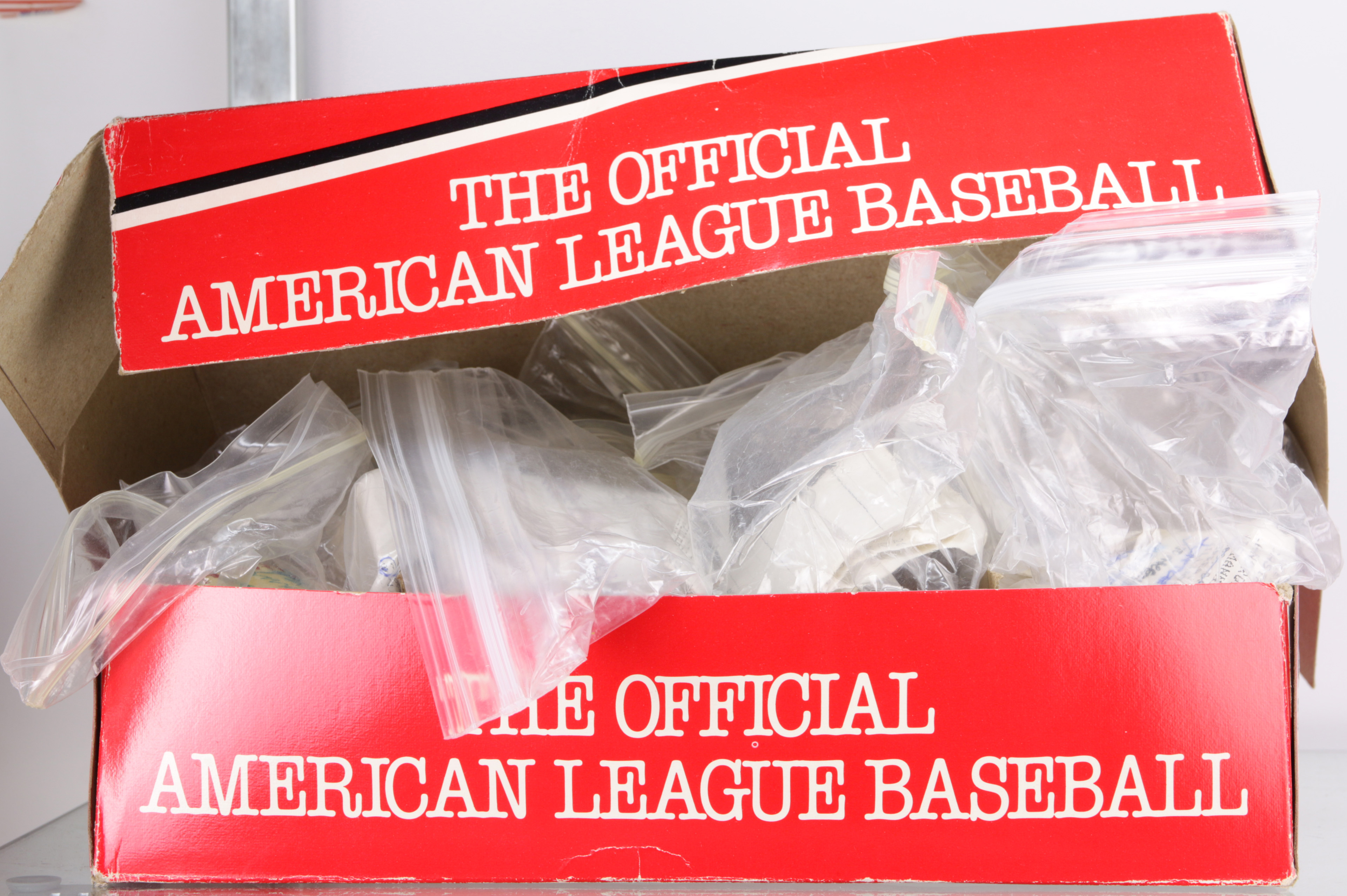 (LOT OF 12) BASEBALL GROUP (lot