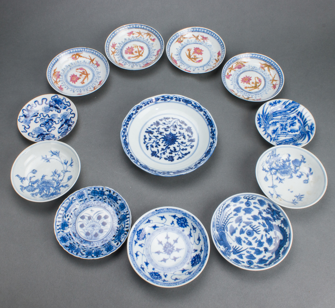 (LOT OF 12) CHINESE UNDERGLAZE BLUE