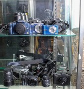 (LOT OF 15) CAMERAS: LEICA, 3