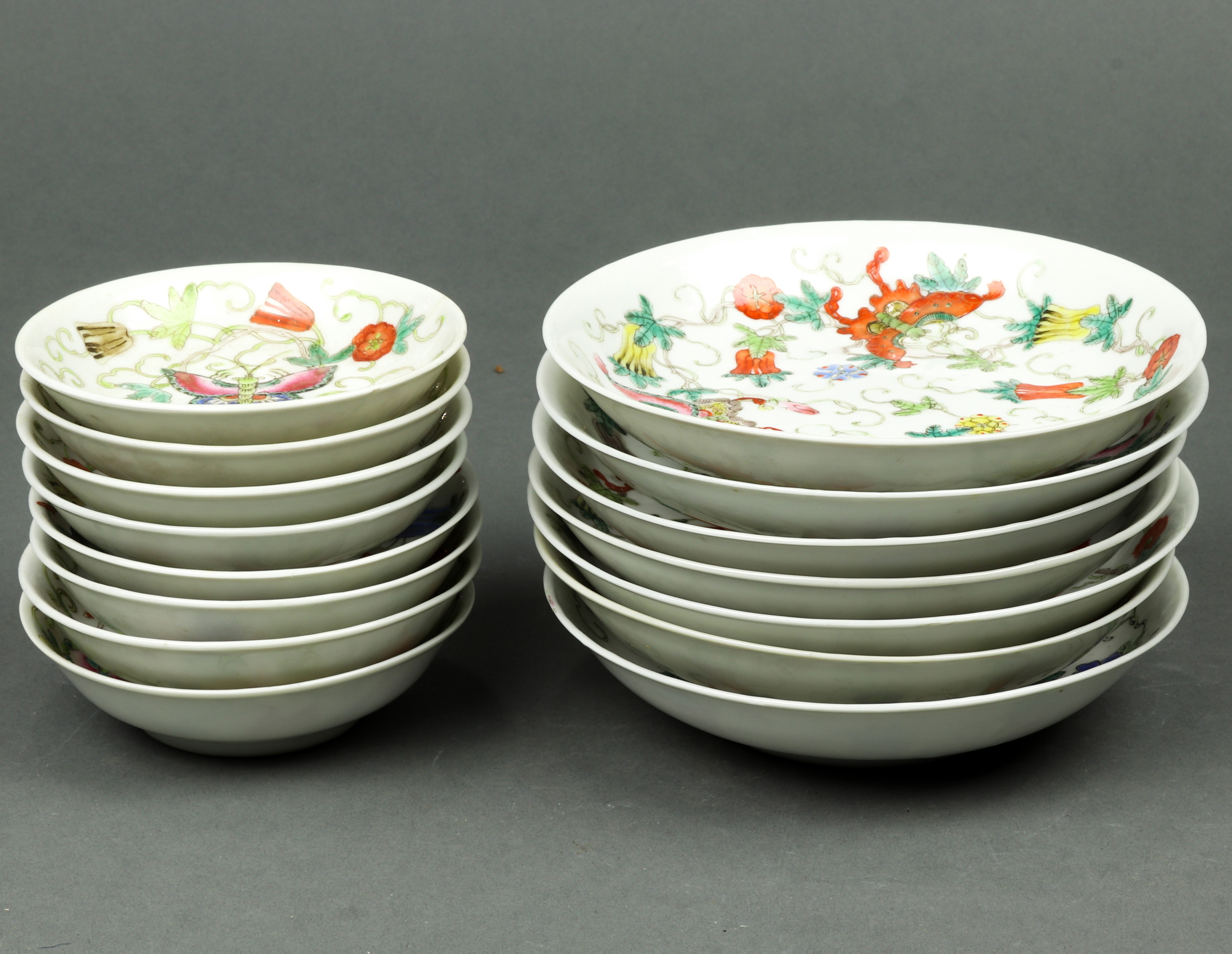 (LOT OF 15) CHINESE FAMILLE ROSE