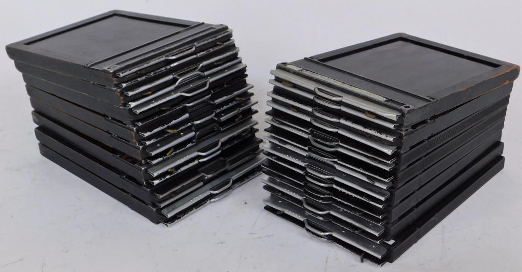 LOT OF 16 4X5" FILM HOLDERS Lot