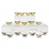 (LOT OF 16) CHINESE FAMILLE RO