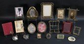LOT OF 17 VINTAGE FRAMESLot of